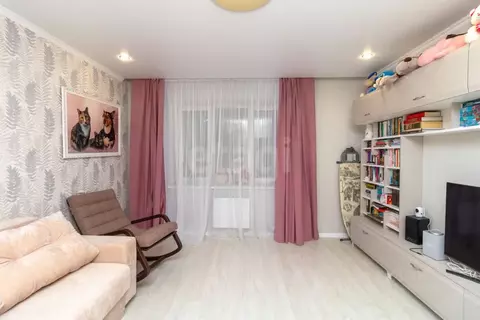 2-к кв. Тюменская область, Тюмень ул. Мельникайте, 2к11 (58.7 м)