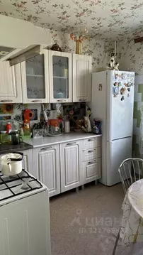 2-к кв. Коми, Сыктывкар Октябрьский просп., 174 (52.0 м)