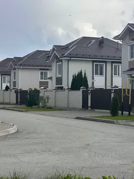 Таунхаус в Свердловская область, Среднеуральск ул. Весенняя, 5 (175 м)