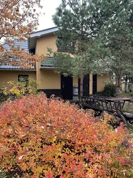 Дом в Ленинградская область, Волховский район, Свирицкое с/пос, пос. ...