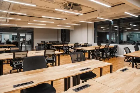 Офис в Свердловская область, Екатеринбург ул. Декабристов, 69 (0 м)