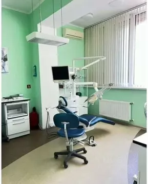 Помещение свободного назначения в Крым, Симферополь бул. Ивана Франко, ...