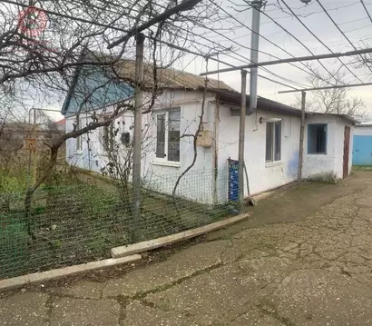Дом в Крым, Ленинский район, с. Ильичево ул. Коммунаров, 125 (64 м)