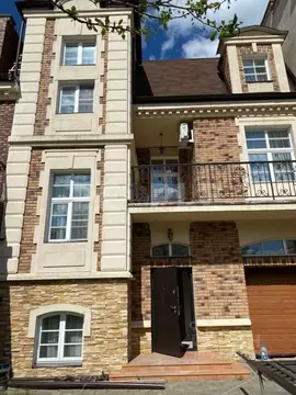 Таунхаус в Московская область, Красногорск городской округ, с. ...