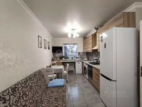 Дом в Крым, Симферополь ул. 35-я Коллективных Садов (74 м)