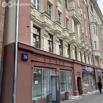 Торговая площадь (100.8 м)