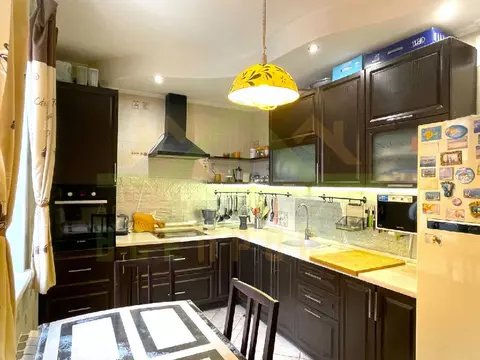 Продается 3-комнатная квартира