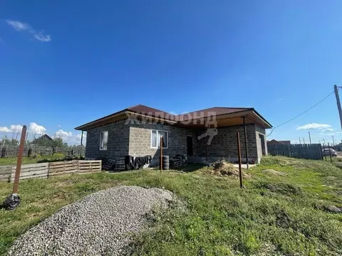 Коттедж в Хакасия, Усть-Абаканский район, с. Калинино ул. Янтарная, 12 ...