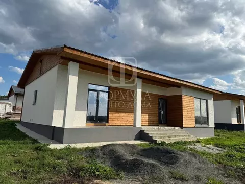 Дом в Свердловская область, Белоярский муниципальный округ, пос. ...