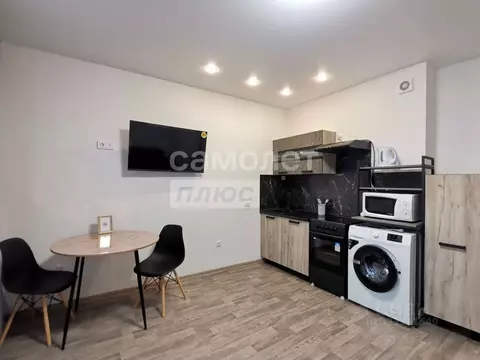 Студия Ханты-Мансийский АО, Сургут ул. Ивана Захарова, 18/1 (24.2 м)