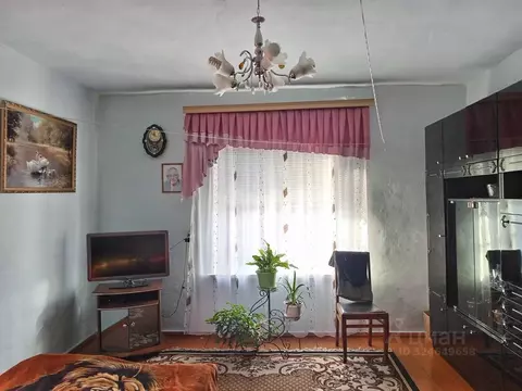 Дом в Хакасия, Усть-Абаканский район, с. Усть-Бюр Станционная ул., 9 ...