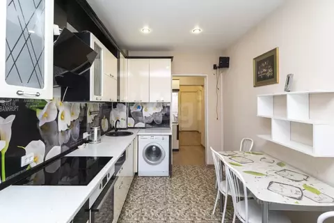 3-к кв. Тюменская область, Тюмень ул. Боровская, 3 (66.5 м)