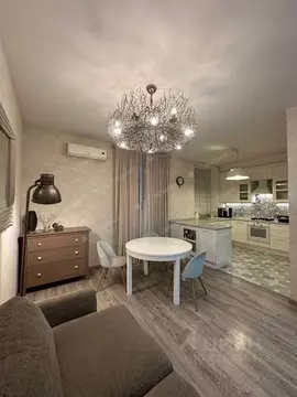 3-к кв. Санкт-Петербург Среднеохтинский просп., 52/11 (76.0 м)