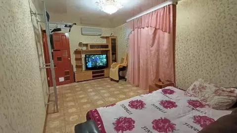 3-к кв. Ханты-Мансийский АО, Нефтеюганск 2-й мкр, 10 (60.0 м)