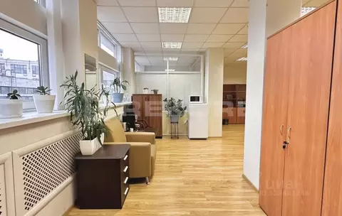 Офис в Санкт-Петербург Кантемировская ул., 12 (167 м)