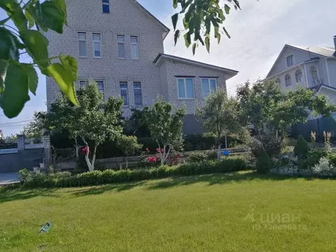 Дом в Воронежская область, Воронеж ул. Покорителей Космоса (210 м)