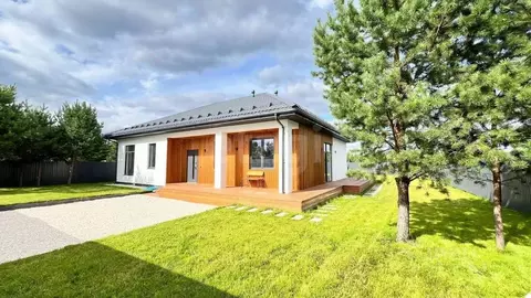 Дом в Свердловская область, Полевской муниципальный округ, с. ...