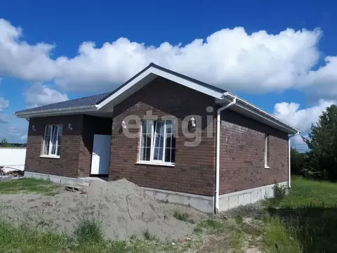 Дом в Брянская область, Брянский район, Супоневское с/пос, с. Супонево ...