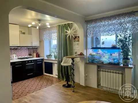 3-к кв. Санкт-Петербург пос. Песочный, Белоостровское ш., 1 (64.0 м)