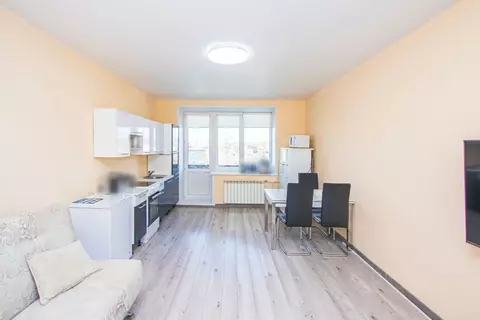 3-к кв. Бурятия, Улан-Удэ ул. Жуковского, 21 (70.7 м)