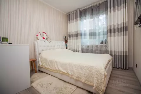 3-к кв. Сахалинская область, Южно-Сахалинск Комсомольская ул., 241 ...