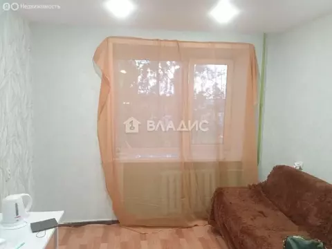 1к в -комнатной квартире (6 м)