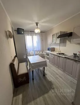 2-к кв. Ленинградская область, Всеволожск ул. Героев, 3к2 (65.0 м)