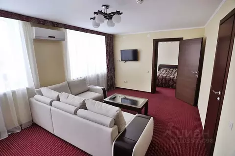 Комната Тюменская область, Тюмень ул. Челюскинцев, 12