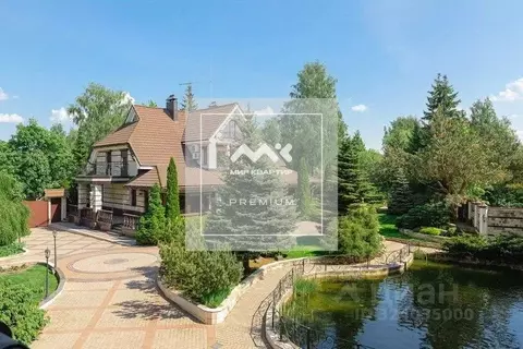 Дом в Санкт-Петербург пос. Парголово, Колхозная ул., 19 (557 м)