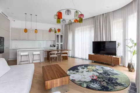 3-к кв. Москва ул. Усачева, 11А (140.0 м)