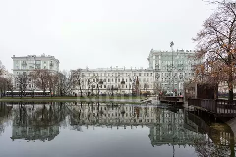 6-к кв. Москва ул. Макаренко, 2/21С1 (420.0 м)