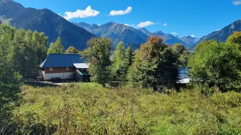 Участок в Карачаево-Черкесия, Зеленчукский район, с. Архыз 1 (100.0 ...