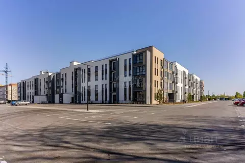 3-к кв. Тюменская область, Тюмень ул. Сергея Свиридова, 11 (62.76 м)