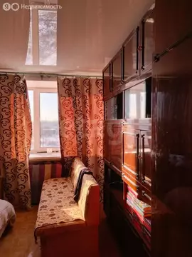 1-комнатная квартира: Остров, микрорайон Строитель, 5 (35.4 м)