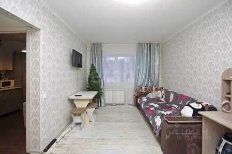 1-к кв. Омская область, Омск просп. Космический, 83 (31.1 м)