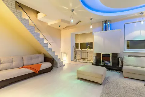 Продается 4-комнатная квартира