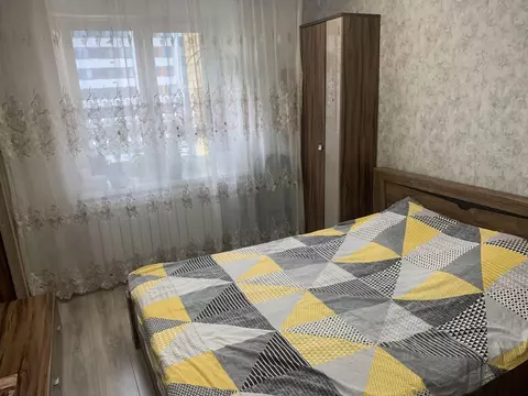 3-к кв. Свердловская область, Екатеринбург ул. Лагерная, 14к2 (70.0 м)