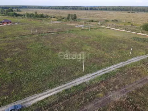 Участок в Тюменская область, Тюменский район, с. Перевалово, Палитра ...