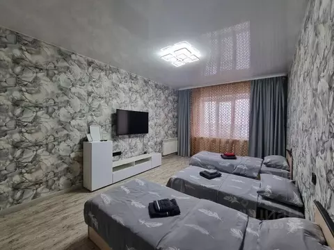 3-к кв. Ямало-Ненецкий АО, Ноябрьск ул. Цоя, 17В (65.0 м)