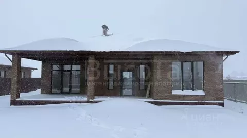 Дом в Воронежская область, Рамонский район, Новоживотинновское с/пос, ...