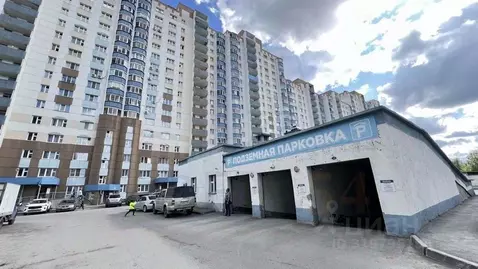 Гараж в Новосибирская область, Новосибирск Рябиновая ул., 10/1 (18 м)