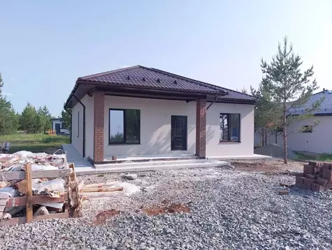 Дом в Свердловская область, Белоярский муниципальный округ, пос. ...