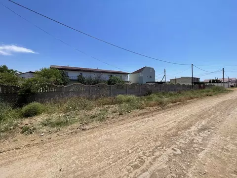 Участок в Крым, Сакский район, с. Уютное ул. Западная (6.44 сот.)