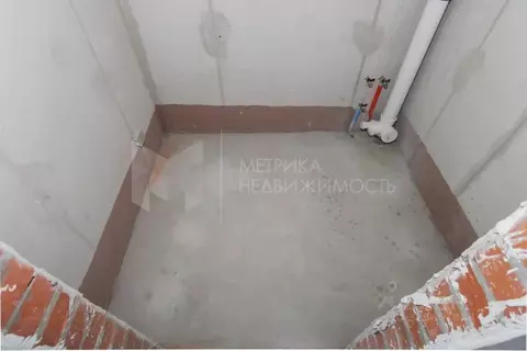 Студия Тюменская область, Тюмень ул. Игоря Комиссарова, 5 (23.0 м)