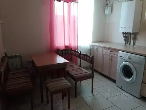 2-к кв. Севастополь ул. Бориса Михайлова, 14 (58.0 м)