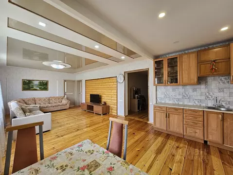 Дом в Челябинская область, Еманжелинск ул. Островского, 13 (234 м)