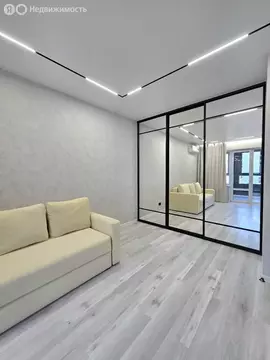 1-комнатная квартира: Омск, Волгоградская улица, 51/1 (40 м)