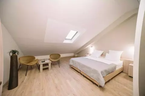 Комната Москва Малый Гнездниковский пер., 9с2 (29.0 м)