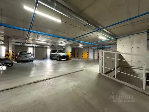 Гараж в Санкт-Петербург наб. Реки Каменки, 7к3 (14 м)