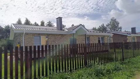 Дом в Тверская область, Калининский муниципальный округ, д. Новенькое ...